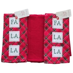 BUNDLE OF 6 TOWELS: NORTH POLE TRADING CO. RED HOLIDAY CHRISTMAS KITCHEN TOWELS